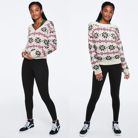 VS PINK Reversible Snowflake Fair Isle V-Neck Sweater Sz Large - Picture 1 of 8